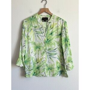 Kaua'iana Tropical Floral Blouse Size M Green White Rayon Hawaiian Button Up Top